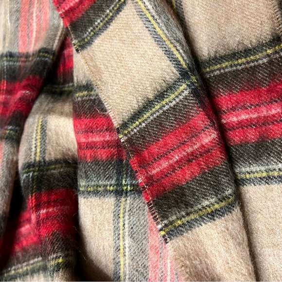 100% Pure Lambswool Scarf - Picture 6 of 6